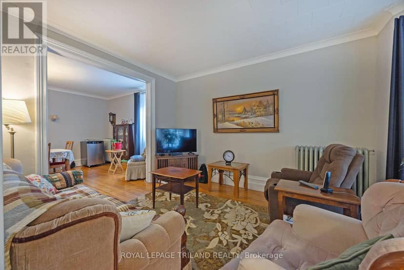 59 Elizabeth Street, St. Thomas, photo 8