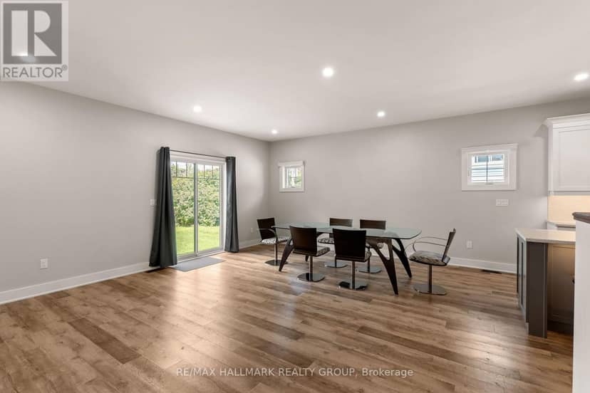 58 Adelaide Street — photo 24 of 40