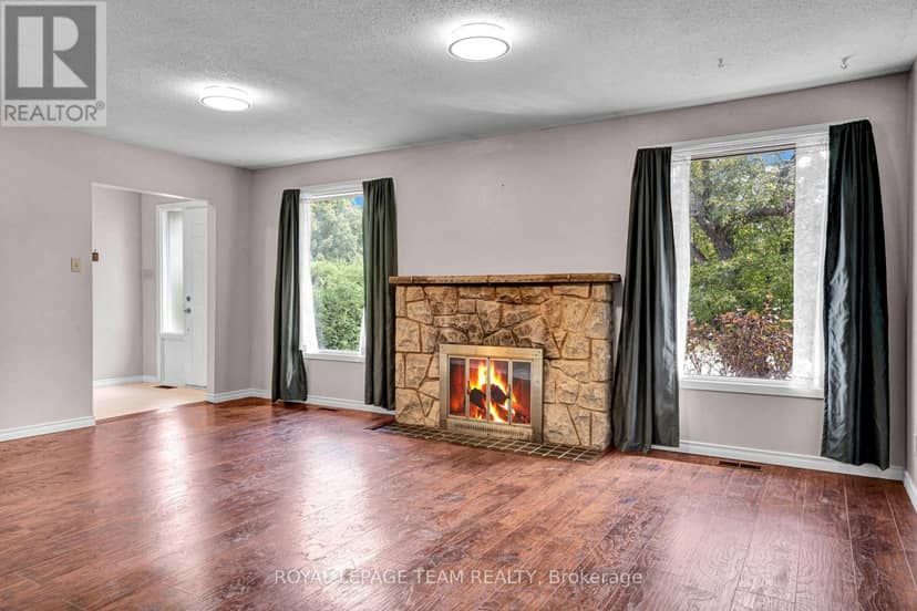 101 Country Lane W — photo 16 of 40