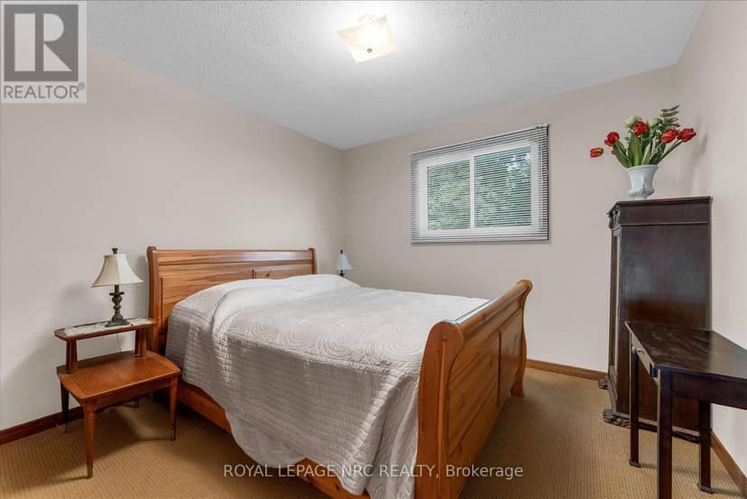 14 Andrea Drive — photo 12 of 40