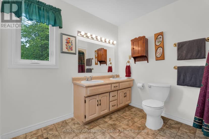 7533 County Road 10 — photo 14 of 29