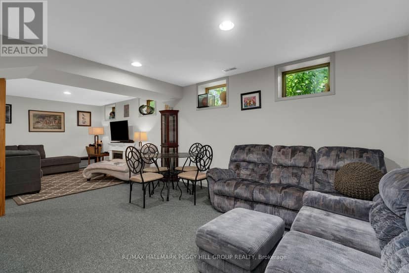 7533 County Road 10 — photo 17 of 29