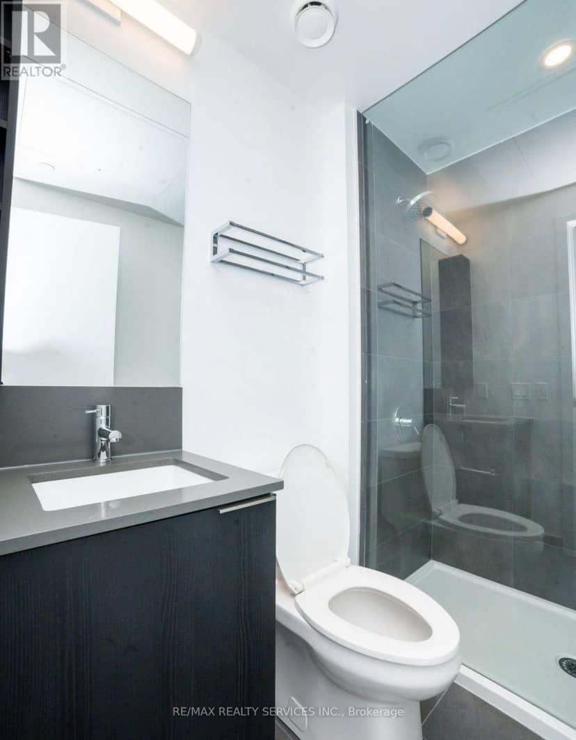 607 - 7890 Jane Street — photo 7 of 7