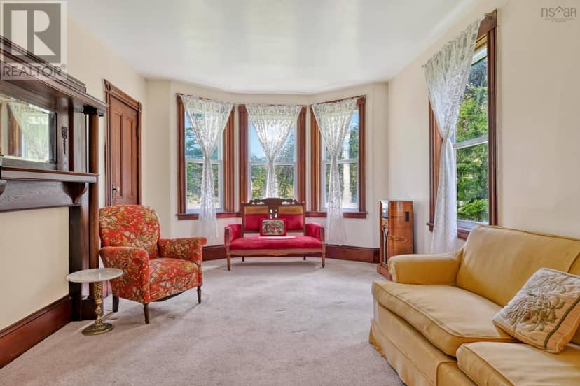 2121 Loch Lomond Road, Loch Lomond, photo 2