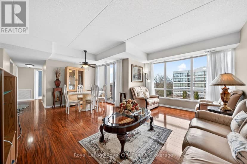 402 - 105 Bagot Street — photo 10 of 30