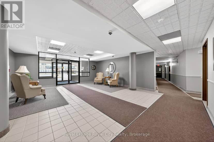 402 - 105 Bagot Street, Guelph, photo 5