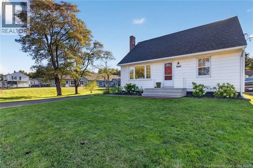 4482 Rue Principale Street — photo 2 of 40