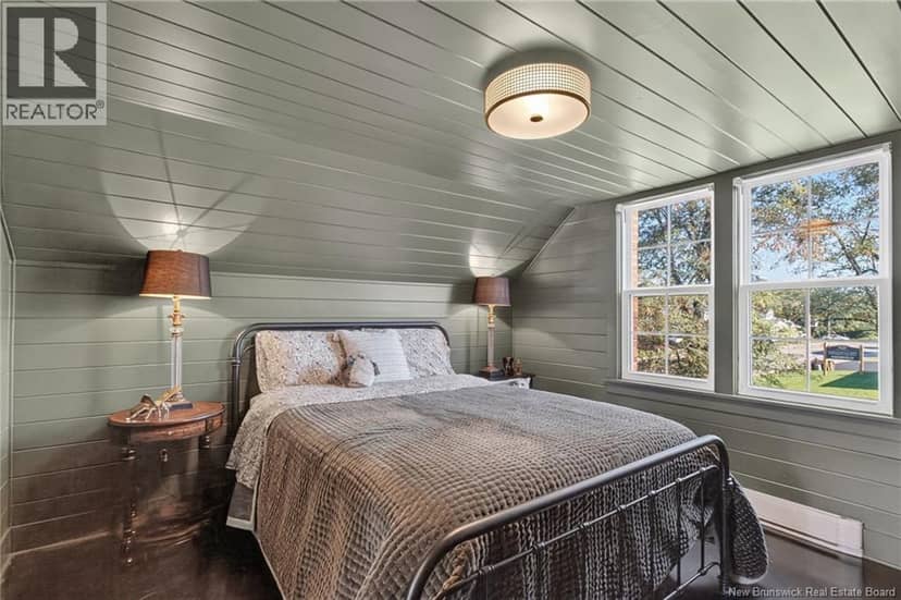 4482 Rue Principale Street — photo 38 of 40