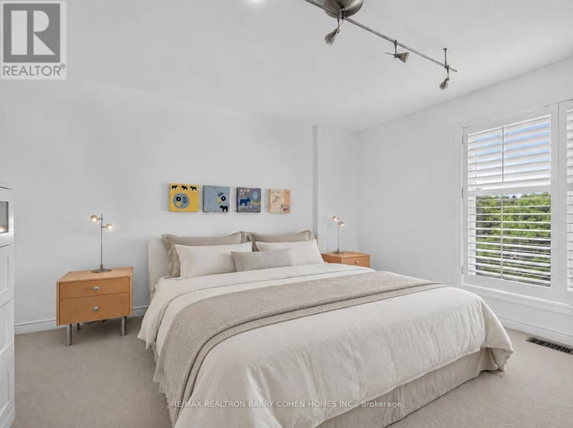 21 Birchbank Lane — photo 18 of 25