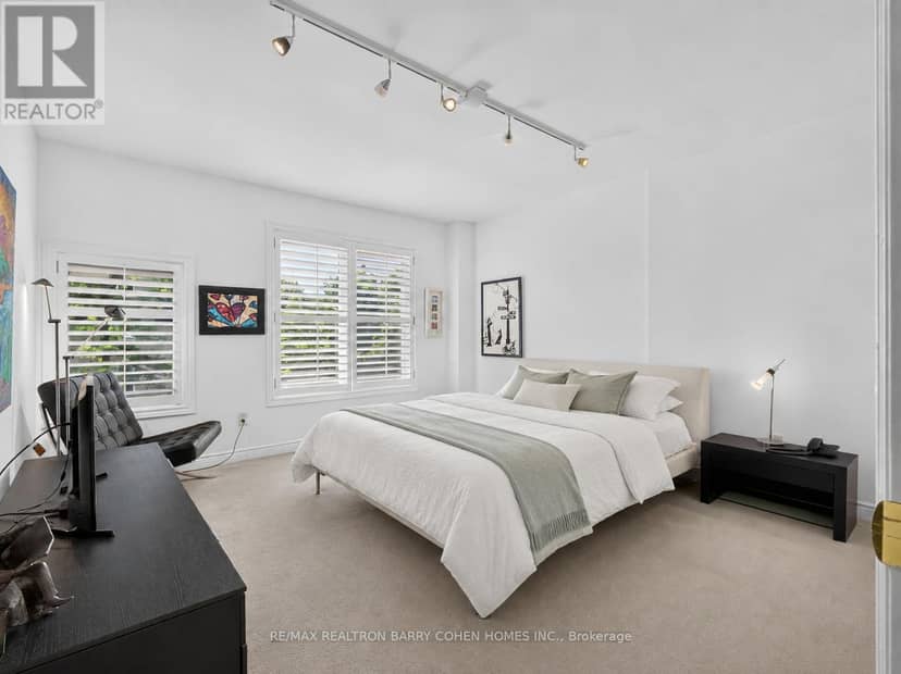 21 Birchbank Lane — photo 14 of 25