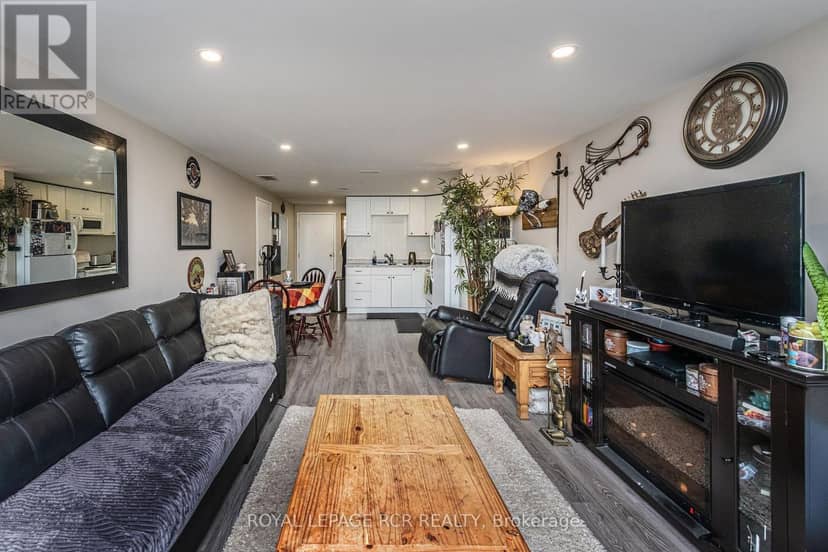 12 Steven Street — photo 7 of 27
