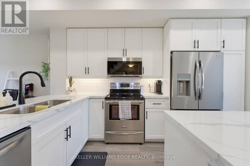 32 - 720 Grey Street — photo 8 of 32