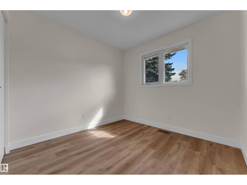 11427 141 AV NW — photo 22 of 40