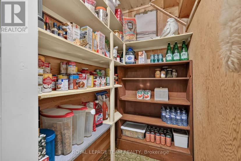 5584 First Line Road — photo 15 of 40
