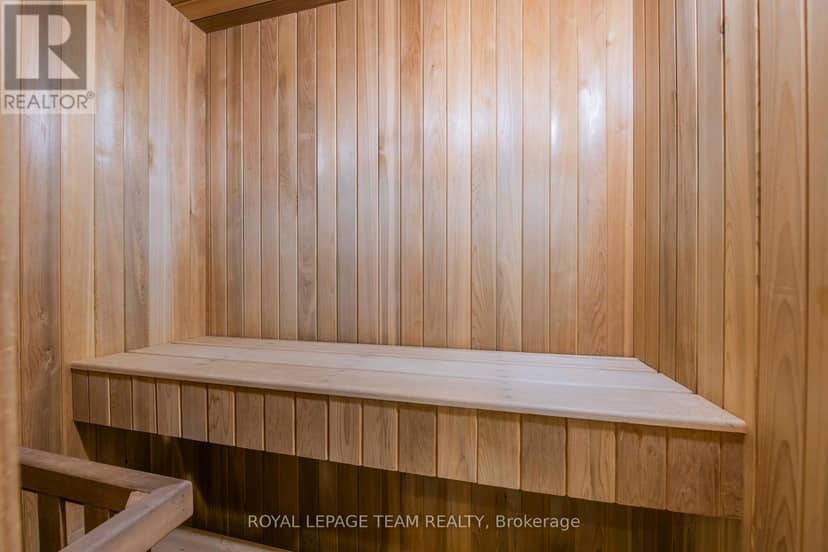 1307 - 90 George Street — photo 20 of 24