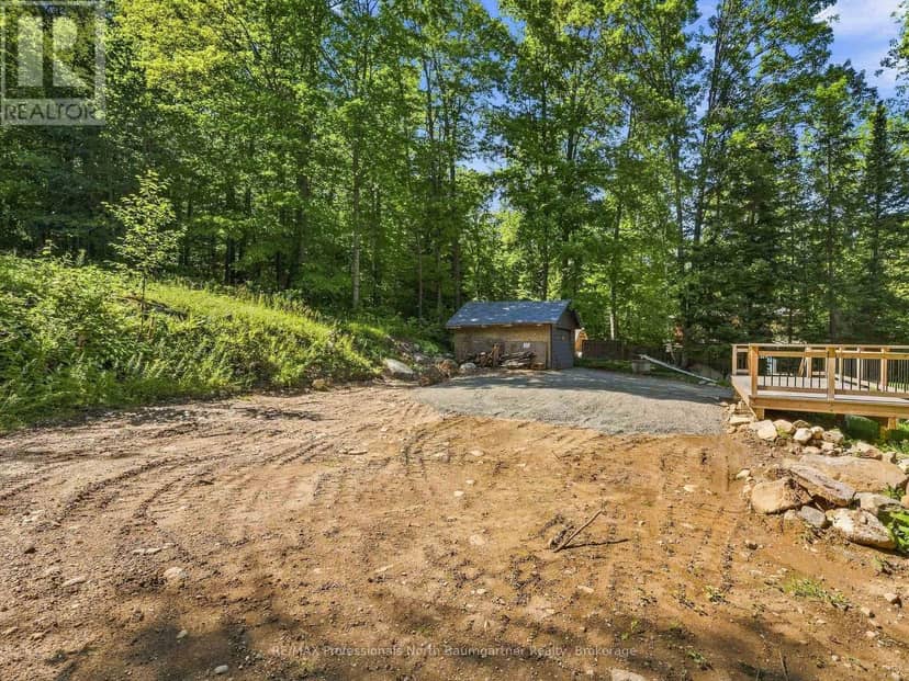 1093 Grace River Road, Highlands East, photo 8