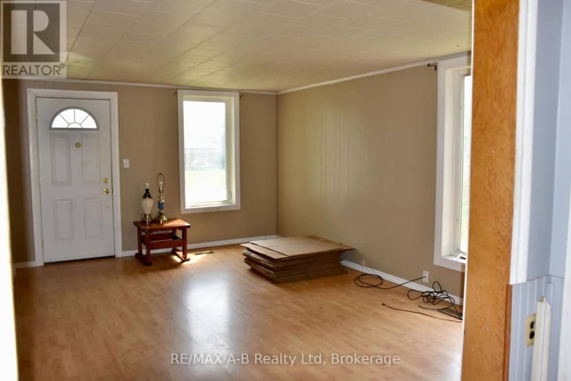 86 Salina Street N, St. Marys, photo 8