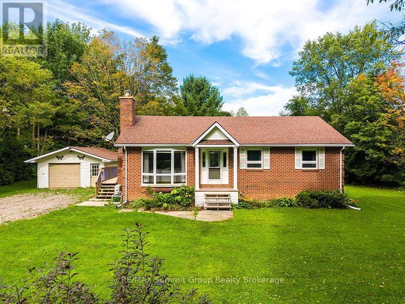 239 Napoleon Street — photo 1 of 40