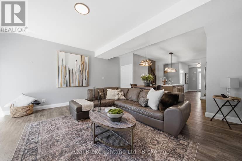 103 Stephenson Way — photo 11 of 37