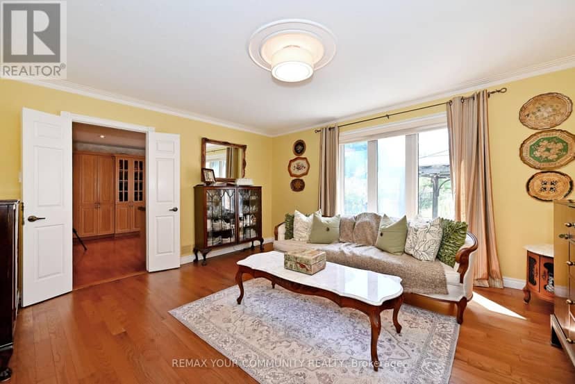 425 Easy Street — photo 8 of 40