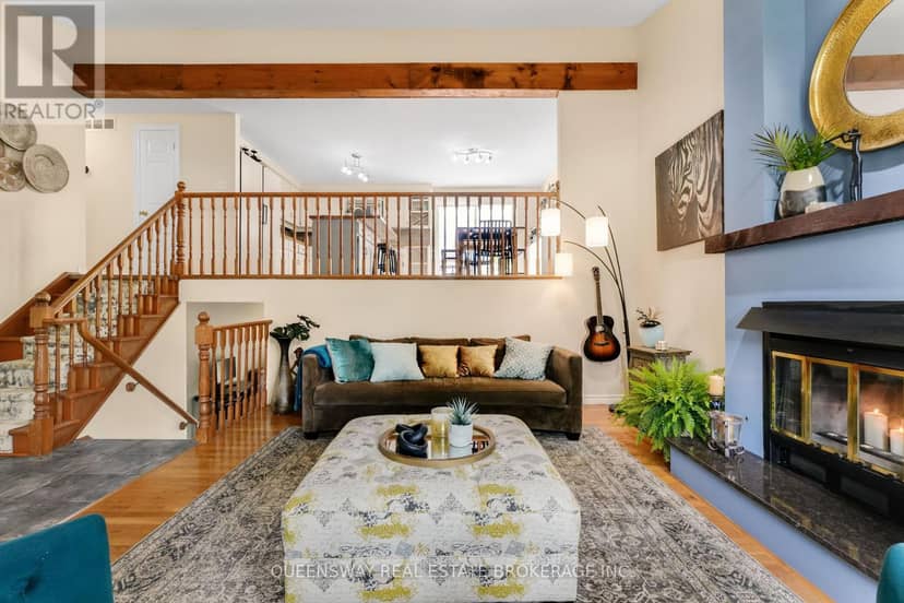 46 Greenwich Drive — photo 9 of 40