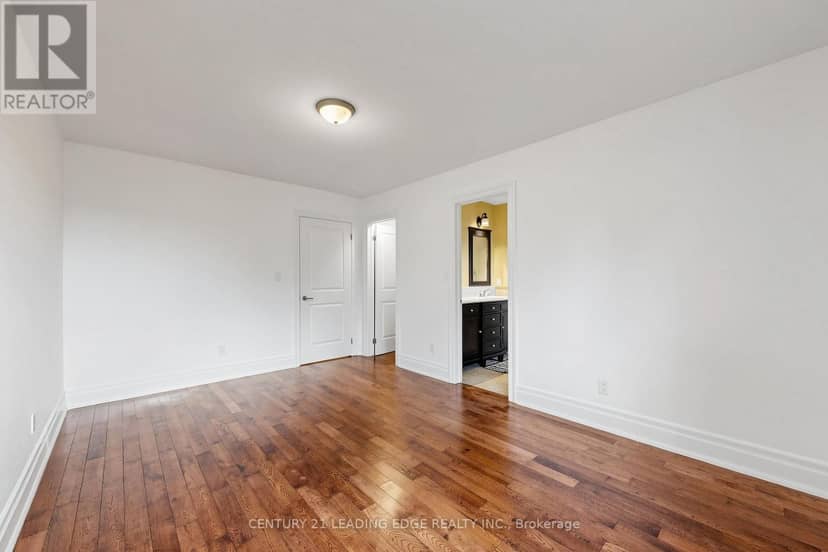 11 Bellvare Crescent — photo 30 of 40