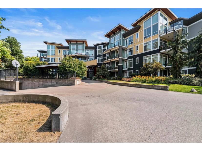 204 45389 CHEHALIS DRIVE, Garrison Crossing, Chilliwack
