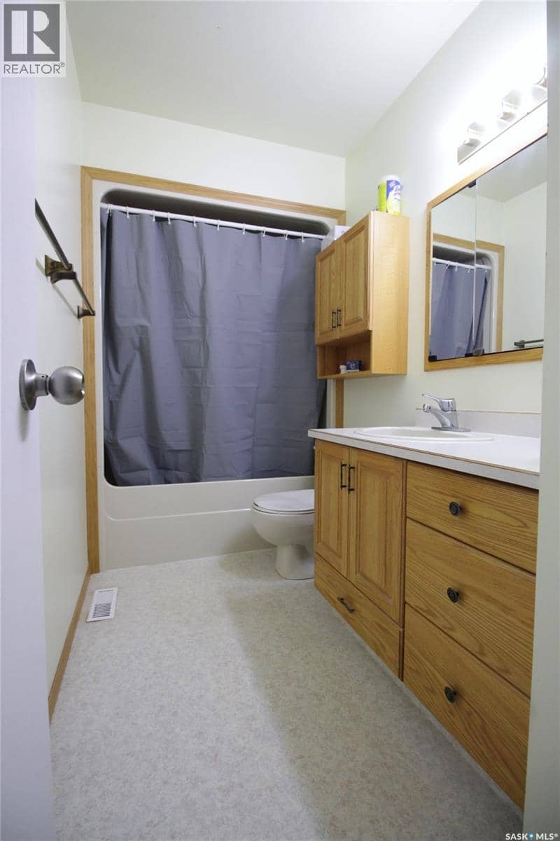 1108 Bobolink BAY — photo 11 of 17