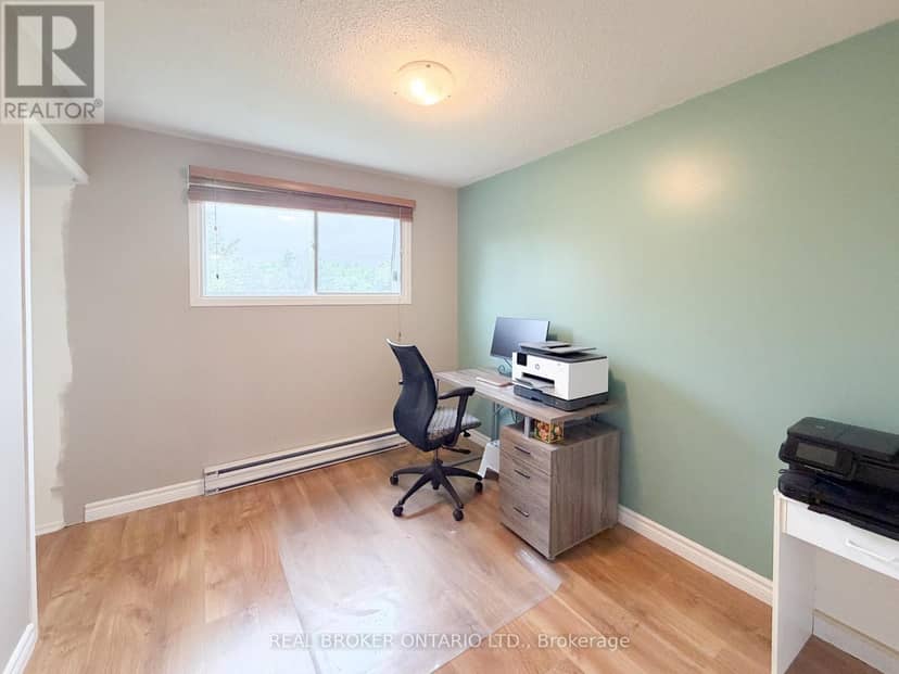 12 - 140 George Street W — photo 20 of 40