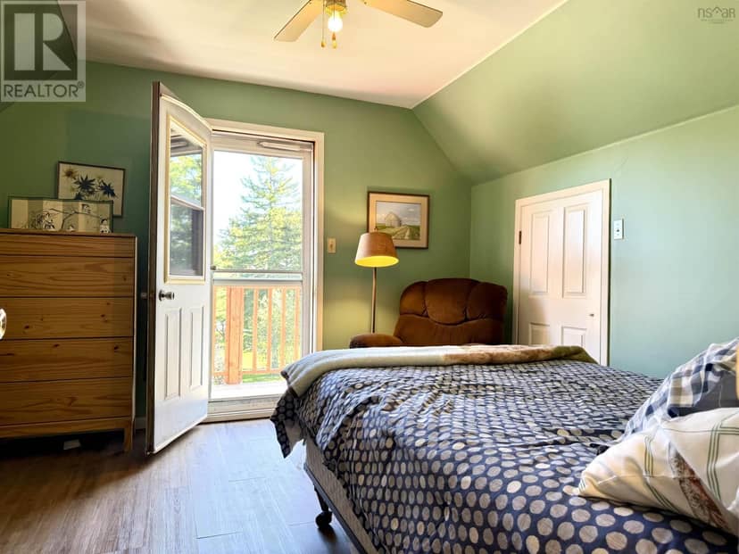 18 Brownell Lane — photo 38 of 40