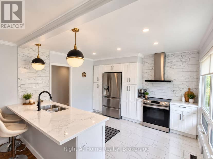 15414 Niagara River Parkway — photo 16 of 24