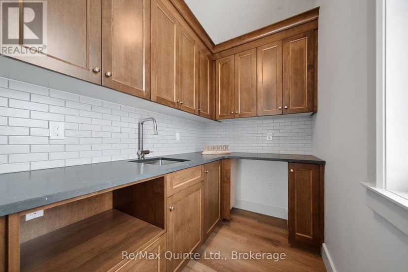 2501 Harmony Road — photo 14 of 40