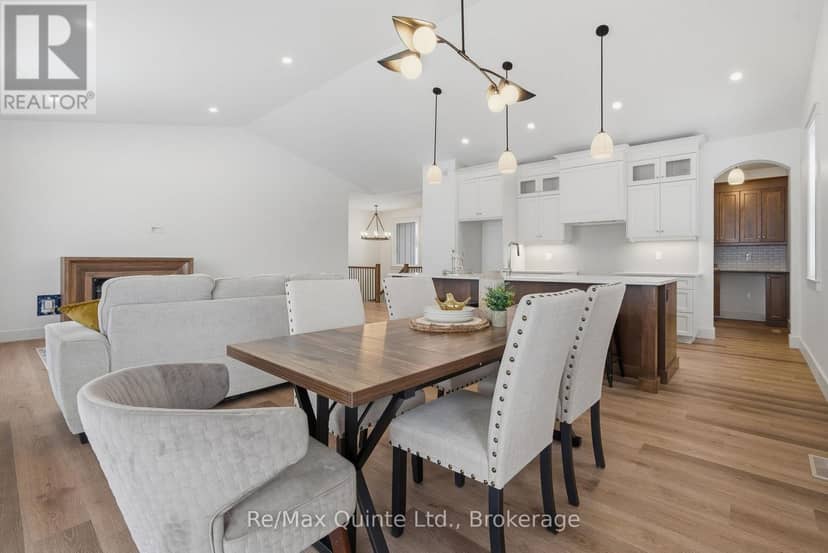 2501 Harmony Road — photo 16 of 40