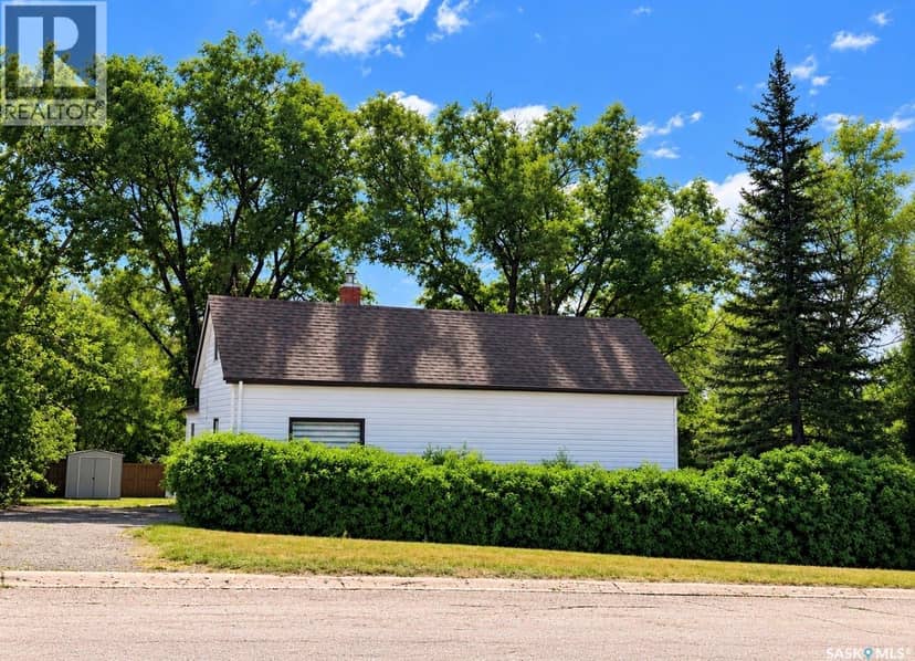 325 Centre STREET, Coronach, photo 3