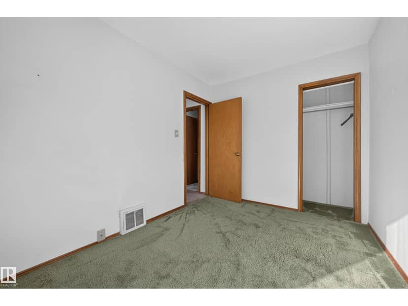 11109 38 ST NW — photo 13 of 40
