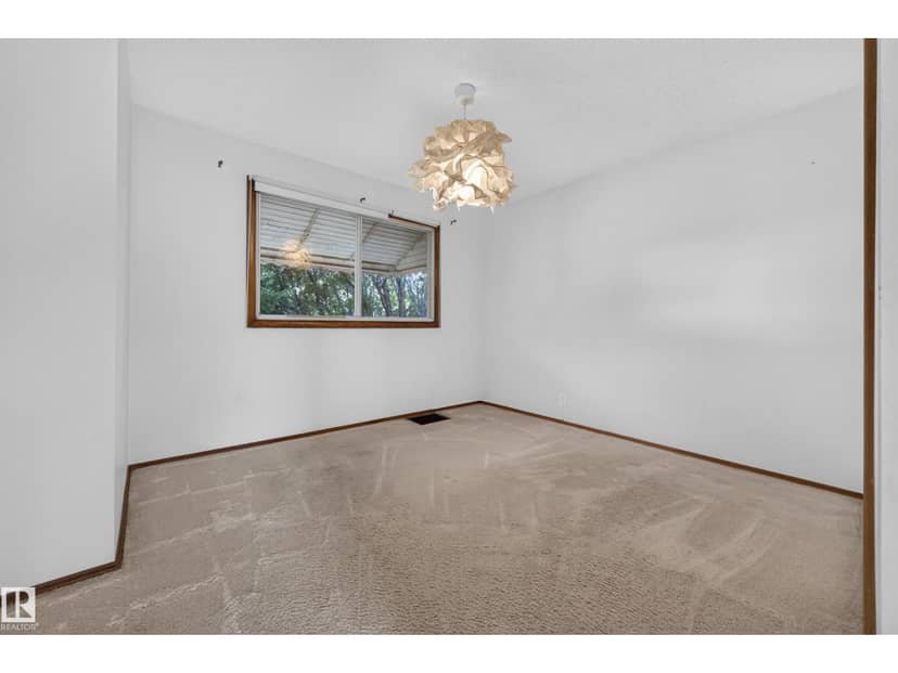 11109 38 ST NW — photo 14 of 40