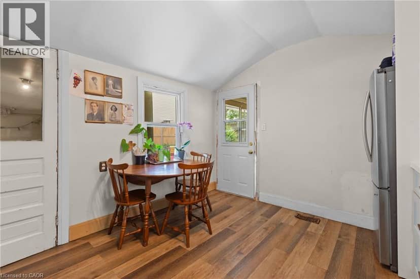 193 LOCKE Street N, Hamilton, photo 6