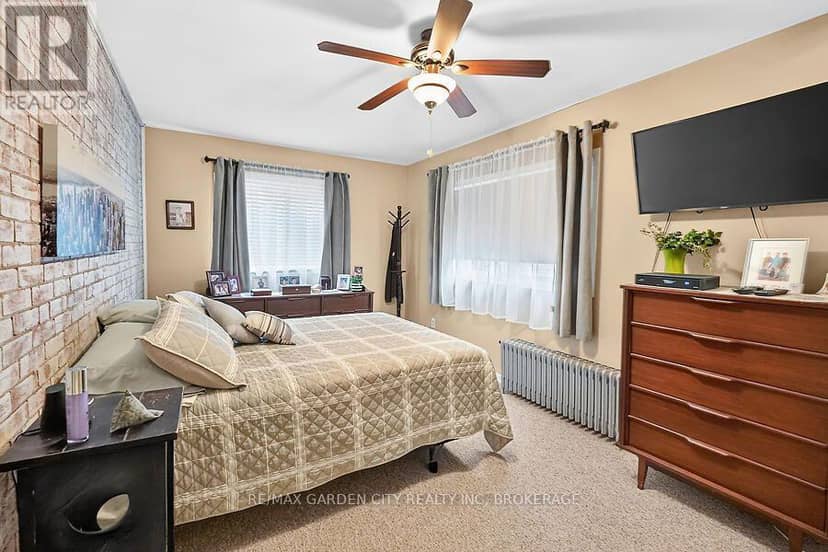 91 Main Street E — photo 12 of 40