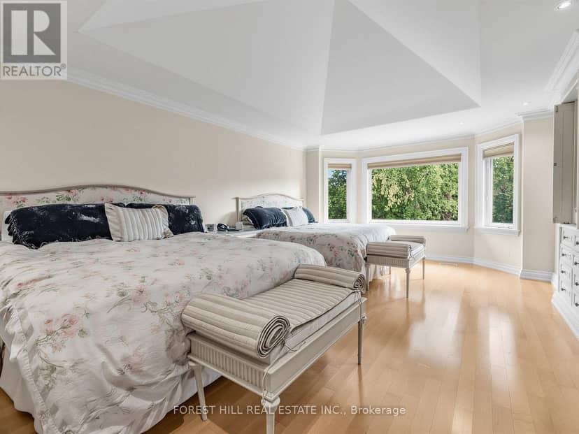 235 Hillhurst Boulevard — photo 21 of 40