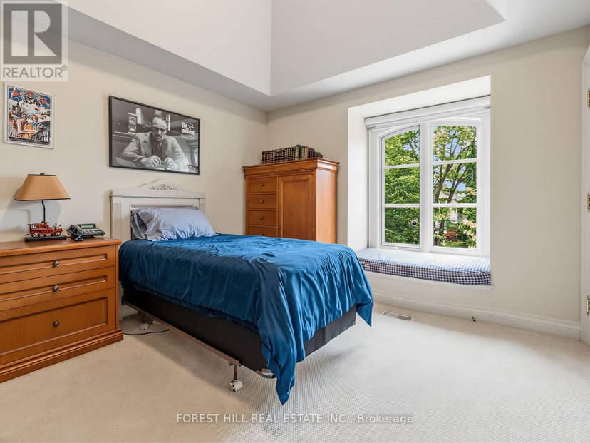 235 Hillhurst Boulevard — photo 28 of 40