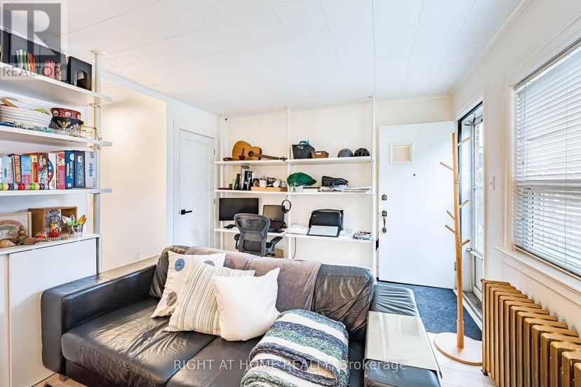 8 Savoy Avenue — photo 9 of 40