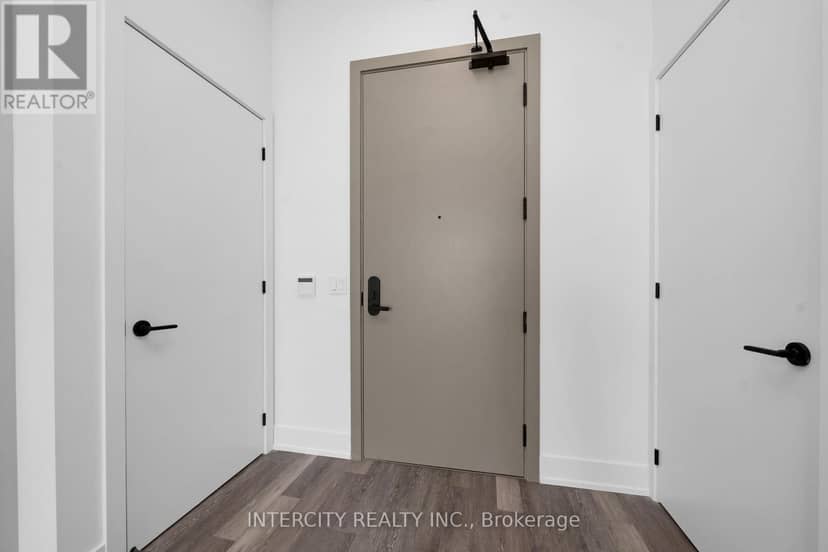 128 - 2075 King Road — photo 9 of 40