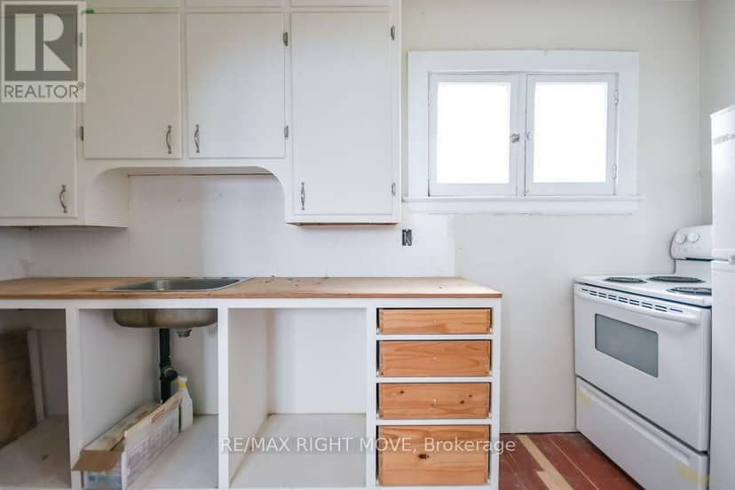 144 Jarvis Street — photo 35 of 40