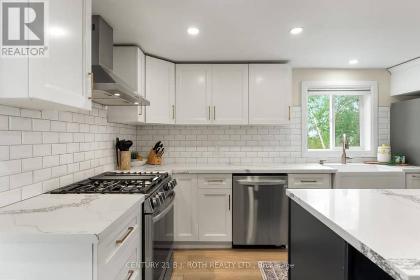 390 Arthur Street — photo 11 of 40