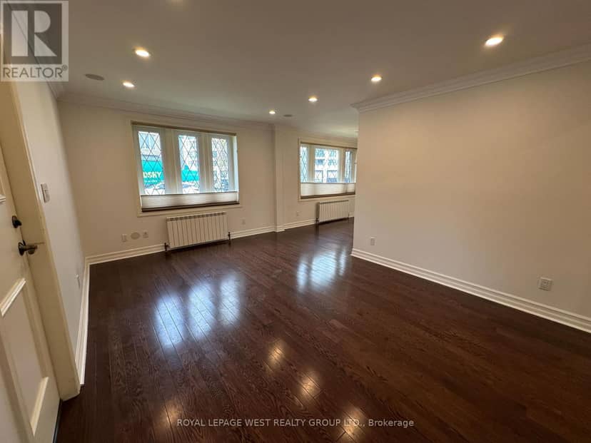 27 Mossom Road W, Toronto, photo 7
