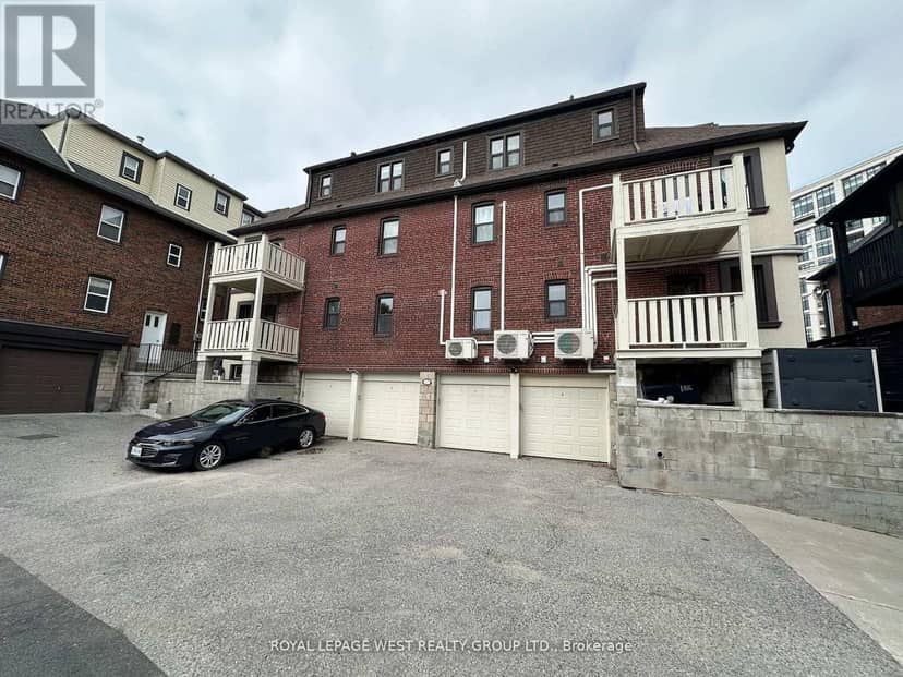 27 Mossom Road W, Toronto, photo 2