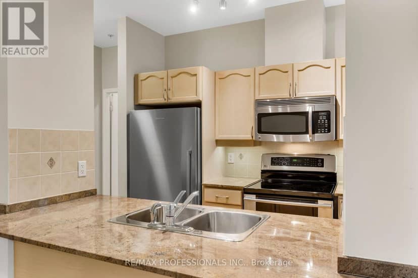 102 - 350 Princess Royal Drive — photo 19 of 40