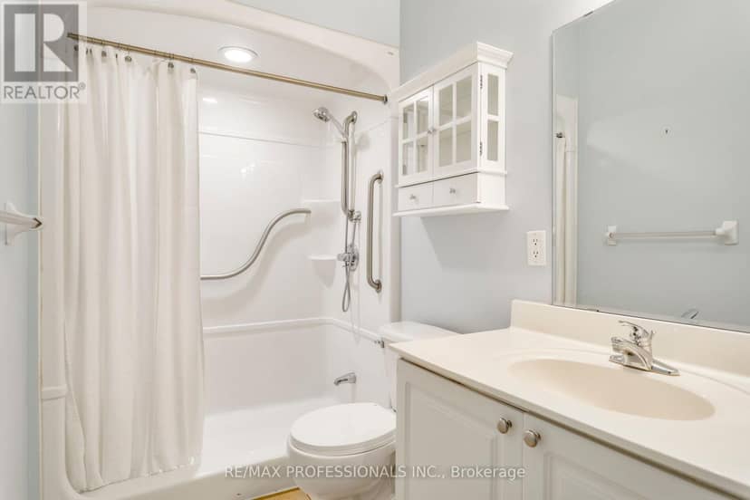 102 - 350 Princess Royal Drive — photo 28 of 40