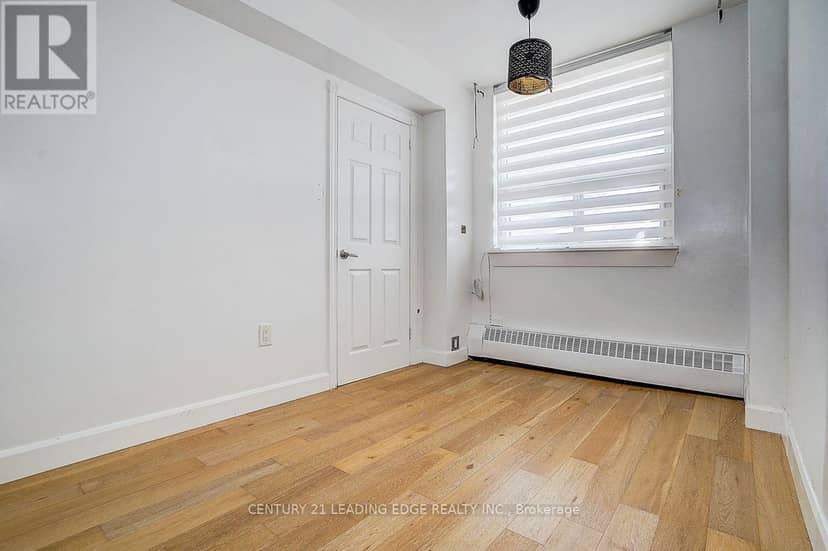 201 - 235 Grandravine Drive — photo 39 of 40