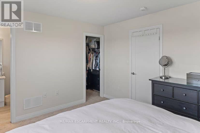 28 Canary Grass Boulevard — photo 27 of 40